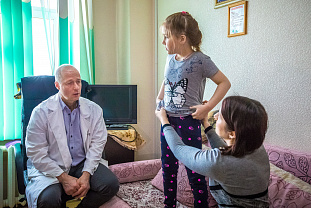 Специалисты РДКБ посетили полсотни ребят со сложными и редкими заболеваниями из Челябинска и Магнитогорска