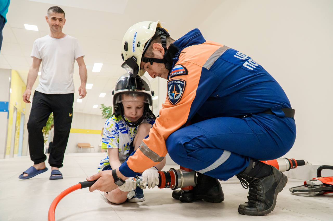 Пациенты Федерального детского реабилитационного центра «Кораблик» РДКБ стали юными спасателями