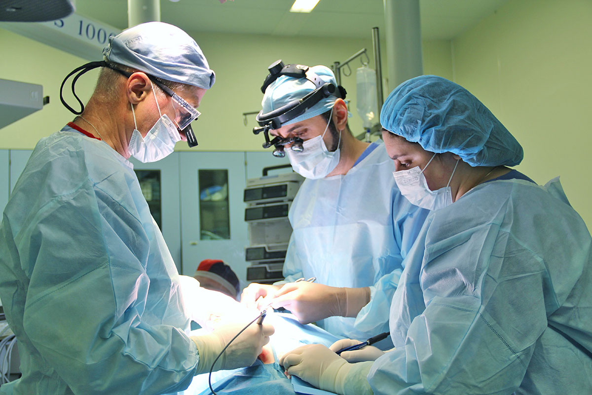 Хирурги РДКБ провели сложнейшую операцию девочке с тяжелой патологией аорты