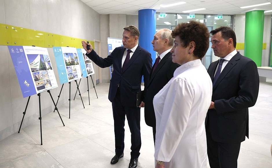 Владимир Путин посетил Федеральный детский реабилитационный центр в Подольске — структурное подразделение РДКБ