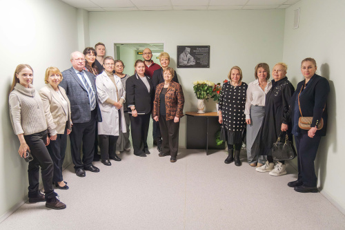 Торжественное открытие мемориальной доски Е.И. Ковалевскому